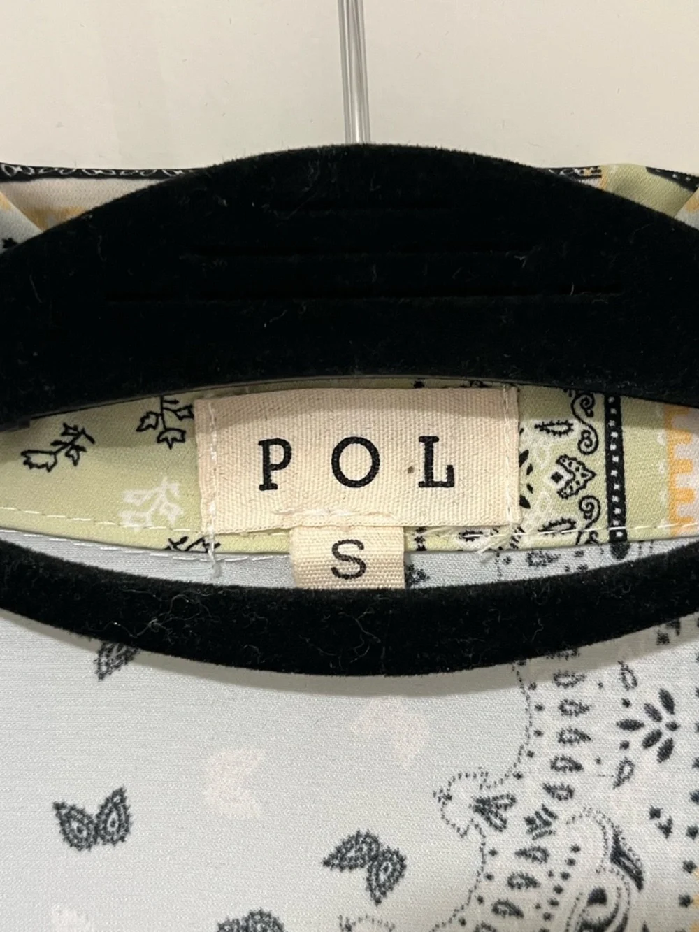 Green Paisley Button Down - Picture 5 of 6